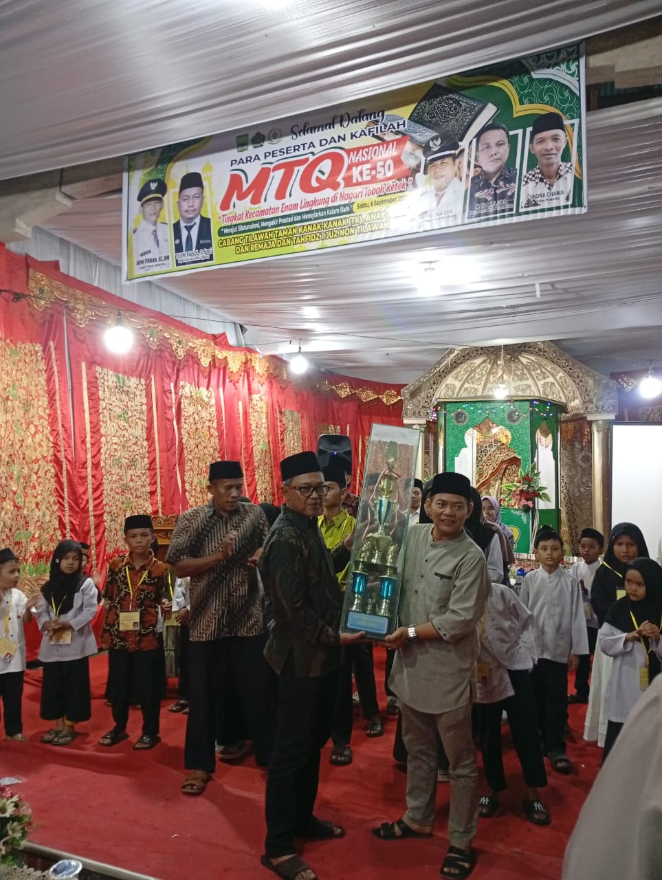 Nagari Pakandangan Juara Umum MTQN Ke-50 Tingkat Kec. Enam Lingkung di Nadari  Toboh Ketek
