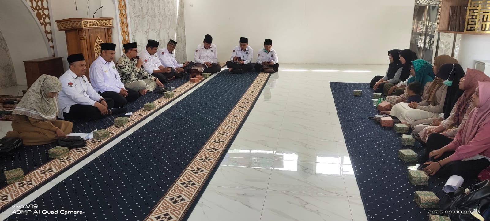 10 Calon Penerima Manfaat (CPM) Masyarakat Pelaku Usaha Kec. Enam Lingkung Program PEU (Pemberdayaan
